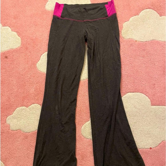 Green Apple Pants & Jumpsuits Rare Original Green Apple Yoga Pants